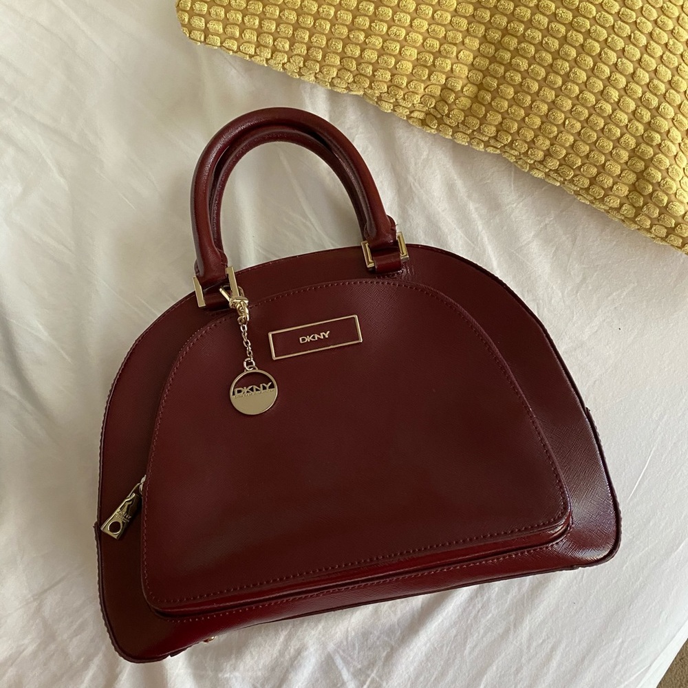 DKNY Burgundy Purse ❤️